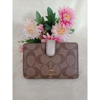 ราคา COACH F23553IM/Khaki PlatinumCoach กระเป๋าเงินแบบพับ 2 พับ (7038530814)