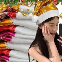 ราคา หมวกคริสต์มาสลายดาวเกล็ดหิมะเงา - หมวกซานต้าเคลือบเงาประกายทองคลาสสิกสีแดง (51802008123)