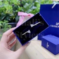 ราคา กำไล Swarovski รุ่น Attract Soul (22936650858)