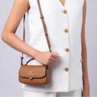 ราคา แท้ พร้อมส่ง Tory Burch 149645 Britten Mini Top Handle Bag (20484162882)