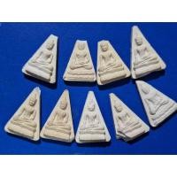 ราคา ถูกๆ 9 องค์...... พระนางพญา หลังรูปเหมือน หลวงตามหาบัว วัดป่าบ้านตาด อุดรธานี.....ต12 (27664131557)