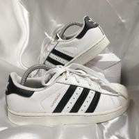 ราคา รองเท้าของแท้มือสอง adidas superstar สีขาวคาดดำ (8619817306)