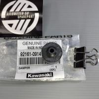 ราคา KAWASAKI KLX 150 BF D TRACKER CENTER TANK MOUNTING RUBBER ORIGINAL KAWASAKI 92161-0914 (46902622216)