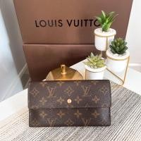 ราคา Lv สามพับ มือสองของแท้ค่ะ (รบกวนทั่กแชทก่อนสั่งค่ะ) (17233196203)