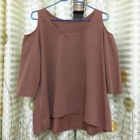ราคา เสื้อเว้าไหล่สีชมพูกะปิเข้ม มือสอง (1553371967)