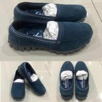 ราคา รองเท้ามือสอง ยี่ห้อ Skechers ของแท้ 100% (1577791103)