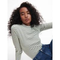 ราคา RESERVED เสื้อคอเต่าแขนยาวผ่าร่อง ลายทางสีขาวเขียว สินค้ามือ 1 **ดูขนาดที่รายละเอียดสินค้านะคะ** (22077459279)