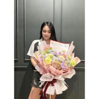 ราคา ช่อดอกไม้สไตล์เกาหลีเรียบหรูดูแพงสุดช่อดอกไม้ (42665191775)