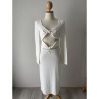 ราคา เดรสสีขาวผ้านิ่มผ้าหนักผ้ายืดป้ายnittaya size L (21353173067)