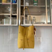 ราคา กระเป๋าถือหนังนิ่มขนาดใหญ่ สีเหลือง สำหรับผู้หญิง (46904348810)