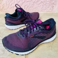 ราคา Brooks Ghost 12 เบอร์ 41 ยาว 26.5 cm มือสองของแท้ (20323915849)