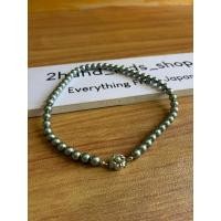 ราคา มือสองญี่ปุ่น•สร้อยไข่มุก(ไม่การันตีแท้/ไม่แท้ค่ะ) สีเทาอมเขียวเมทาลิค อะไหล่เงิน สวยมาก ยาว 44 ซม. (42072743524)