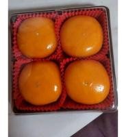 ราคา เปี๊ยะ​ลาวา​ไข่เค็ม​กล่อง4ลูก​ (23942413916)