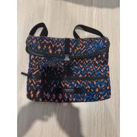 ราคา Timbuk2 กระเป๋าสะพายข้าง มือ2 (27122603569)