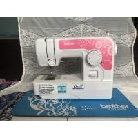 ราคา จักรเย็บผ้า Brother JV1400 (29090312643)