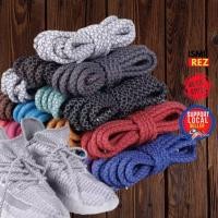 ราคา 1 คู่ 120 ซม. Yeezy สะท้อนแสงรอบรองเท้า Laces Shoelaces รองเท้าผ้าใบ Sepasang Tali Kasut (22343367616)