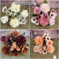 ราคา ฟานิลาโปเวลล์ ดอกกุหลาบประดิษฐ์ สำหรับทำช่อดอกไม้ DIY สีสันหลากหลายจากผ้าไหมจำลอง เพื่อตกแต่งในเทศกาลอันโปรดปราน (56200309121)