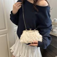 ราคา LHL BOUTIQUE กระเป๋าออกงานราตรี ดอกไม้ ไฮโซ กระเป๋าราตรี ผู้หญิง แฟชั่น (42661246536)