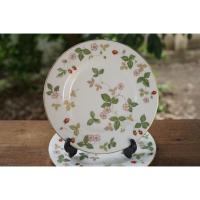 ราคา Wedgwood wild Strawberry จานข้าว/จานขนมปัง /จานสลัด (40259232349)