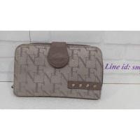 ราคา #มือสอง#กระเป๋าสตางค์ใบกลาง Flynow มีตำหนิ (22187664931)