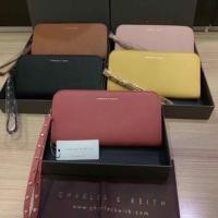 ราคา กระเป๋าสตางค์ใบยาว Charles & Keith (2714742363)