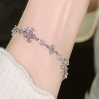 ราคา พร้อมส่ง สร้อยข้อมือสีชมพูดอกซากุระ (26309439895)