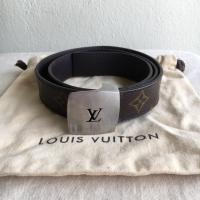 ราคา เข็มขัด louis vuitton มือสองของแท้ (2753000233)