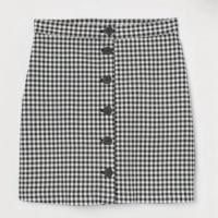 ราคา โล๊ะตู้กระโปรงลายตารางขาว-ดำ H&M กระดุมหน้า ไซส์ UK6 สภาพ 90% ใส่ครั้งเดียวค่า (26717574071)