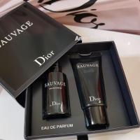 ราคา Dior Sauvage Eau de Parfum Mini Set (3588575987)
