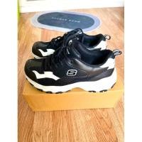 ราคา skechers รองเท้ามือสอง สีขาวดำ (22029882643)