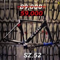 ราคา (ลดล้างสต๊อก) เฟรม จักรยานเสือหมอบ de rosa คาร์บอน size 52 cm (2137771029)