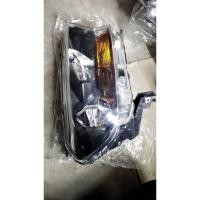 ราคา ไฟหน้า FORD RANGER ปี 2018 (ของถอด) (5221245942)