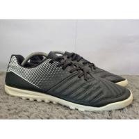 ราคา รองเท้าฟุตซอล Size 45 ยาว 29 cm (รองเท้ามือสอง) (57953782769)