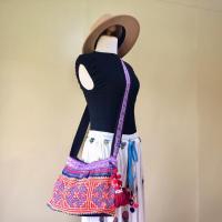 ราคา กระเป๋าชาวเขาผ้าปักมือม้งสายยาว (8628408127)