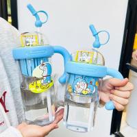 ราคา ขวดน้ําพลาสติกโดราเอมอนขนาดใหญ่ 830 มล. ถ้วยความจุขนาดใหญ่ ถ้วยฟางการ์ตูนสําหรับนักเรียน แพ็ก (58102349228)