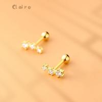 ราคา S925 Silver Stitch Earrings Anti Allergy Versatile Earrings Women Shining Diamond Star Earrings Claire (28272302200)