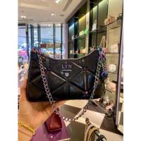 ราคา LYN ขนาด 7.5 นิ้ว งานแท้ outlet+ถุงผ้า+ป้ายราคา (19917406648)