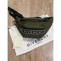 ราคา Givenchy Belt Bag สีเขียวเข้ม (21975498560)