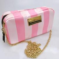ราคา แท้วิคตอเรียซีเคร็ทกระเป๋าสะพายใบเล็ก Victoria's Secret จาก ช็อปอเมริกา (13436124018)