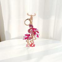 ราคา พระราชวังสไตล์สีแดงนกกระเรียนรถพวงกุญแจโลหะผสม พลอยเทียม สัตว์พวงกุญแจรถจี้กระเป๋าเดินทาง (48102471887)