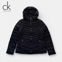 ราคา เสื้อแจ็คเก็ตนวมมือสอง Calvin Klein อก 38 ยาว 24 (size S) สีดำ พับเก็บได้ มีถุงให้ สภาพใหม่มาก (53803890793)