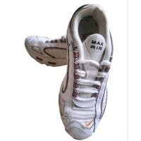 ราคา รองเท้าผ้าใบมือสอง ไนกี้ size 38 (42350105269)