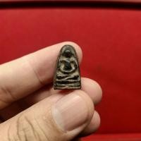 ราคา D-11.พระผงใบลานวัดอินทราราม(พระเพชรหลีก วัดใต้) (24316633280)