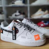 ราคา รองเท้ามือสอง Nike Air Force 1 Just Do it Size 45-29 cm (26229127830)