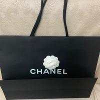 ราคา CHANEL Paper Bag with White Camellia Flower NEW (3501813404)