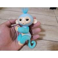 ราคา Fingerlings Monkey ลิงเกาะนิ้ว รุ่นกลิตเตอร์ ของแท้100% (14403463131)