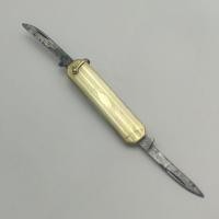 ราคา มีดพับ โบราณ งานเก่าอเมริกา ทองชุบเก่า ใบมีด 1.25นิ้ว (24946307010)