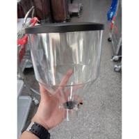 ราคา โถพักเมล็ดกาแฟ ใช้ได้กับเครื่องบดกาแฟ คอ 40 mm. 083 057 232 (โถพร้อมลิ้น)(ฝา) (24424893524)