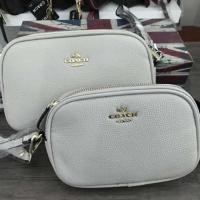 ราคา Must have❗️กระเป๋าCoach งานcrossbody 2ซิป ใบกระทัดรัด สะพายง่ายไม่เทอะทะ (7837810294)