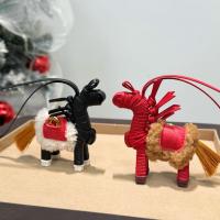 ราคา ของแท้หนังทอ Pony Charm/ของแท้หนังทอมือ Pony Charm/กระเป๋า Charm/Creative Charm (48354622882)